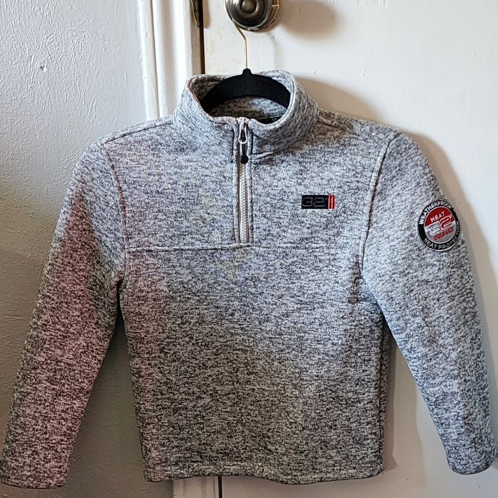 32 Degrees Youth Pullover Gray Sweater - Cozy Innovation in a ¼ Zip St